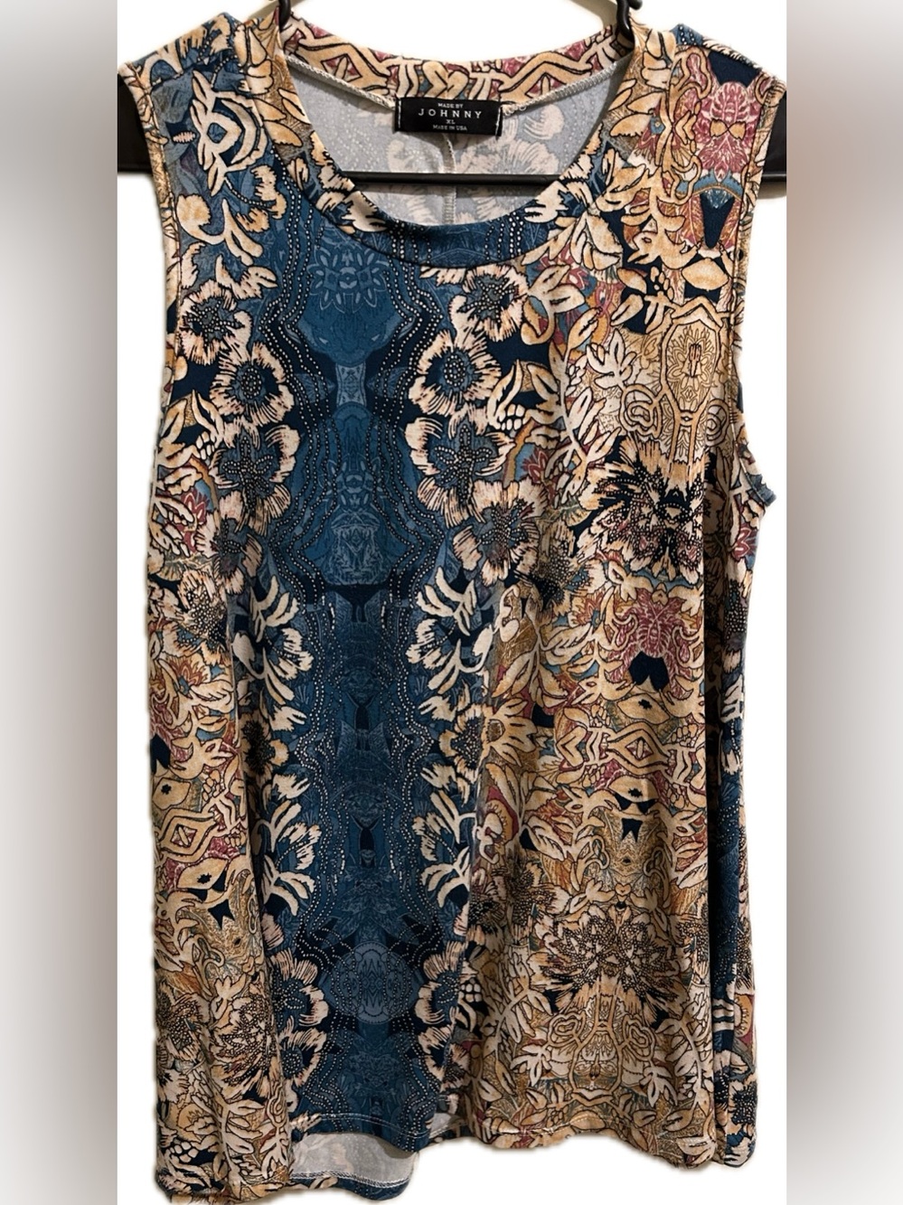 Made By Johnny XL (fits like L) Women’s Sleeveless Top